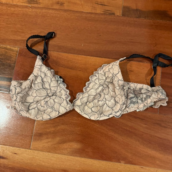 Eberjey 32D bra - Picture 1 of 1